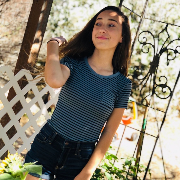 Meet your Posher, Maddie - Picture 3 of 4